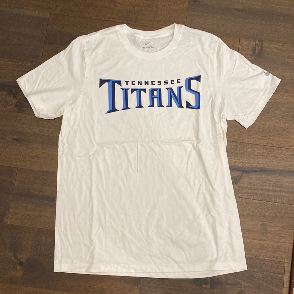 Nike x titans t shirt